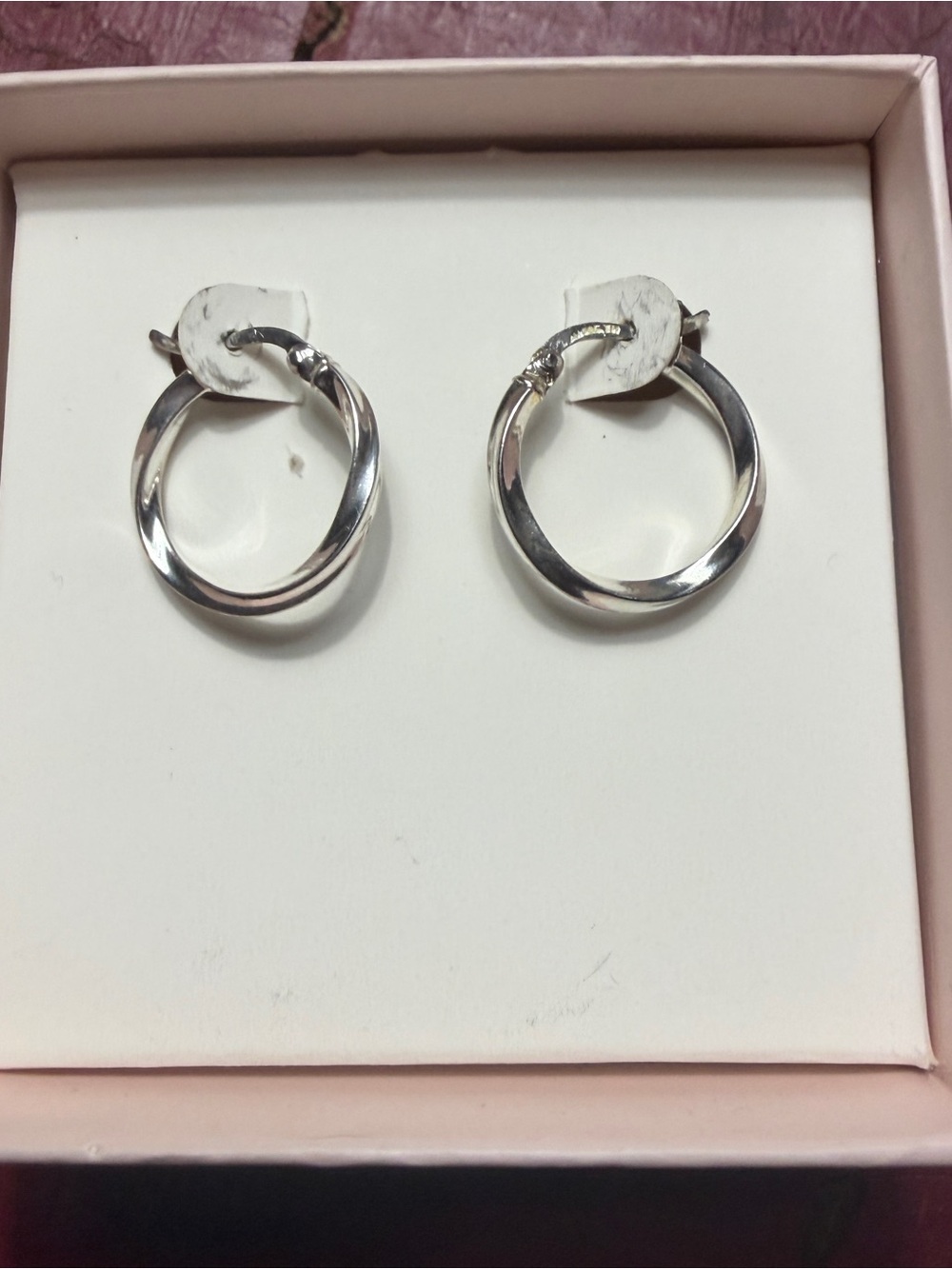 Silver‎ tone Hoop Earrings